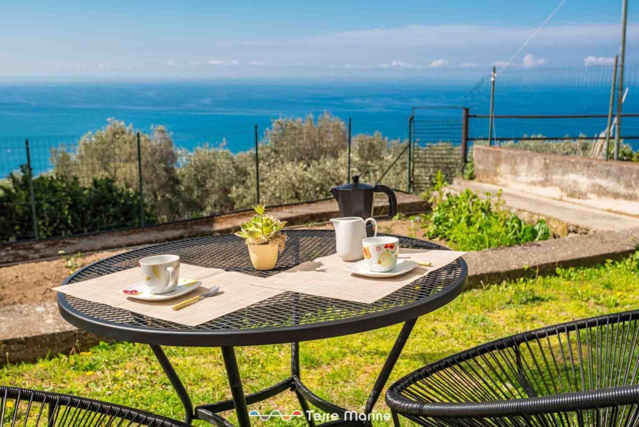 Affittacamere Niria, Terre Marine โวลัสตรา ภายนอก รูปภาพ