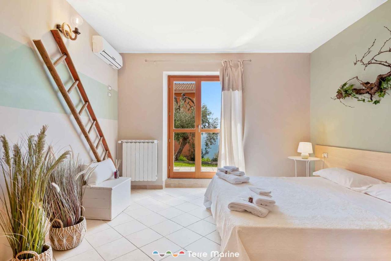 Affittacamere Niria, Terre Marine โวลัสตรา ภายนอก รูปภาพ